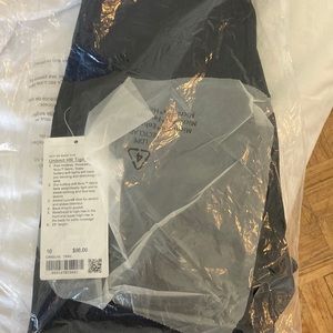 Lululemon nwt unlimit leggings true navy Sz 10